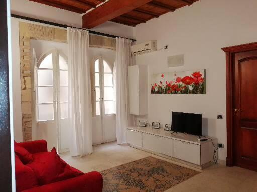 La Dimora Di Re Carlo Apartment กาญารี ภายนอก รูปภาพ