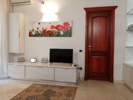 La Dimora Di Re Carlo Apartment กาญารี ภายนอก รูปภาพ